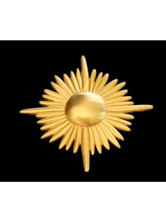 Jewelry - Vintage Gold Tone Sunburst Brooch Pin Radiant Design Celestial Retro Jewelry Acc